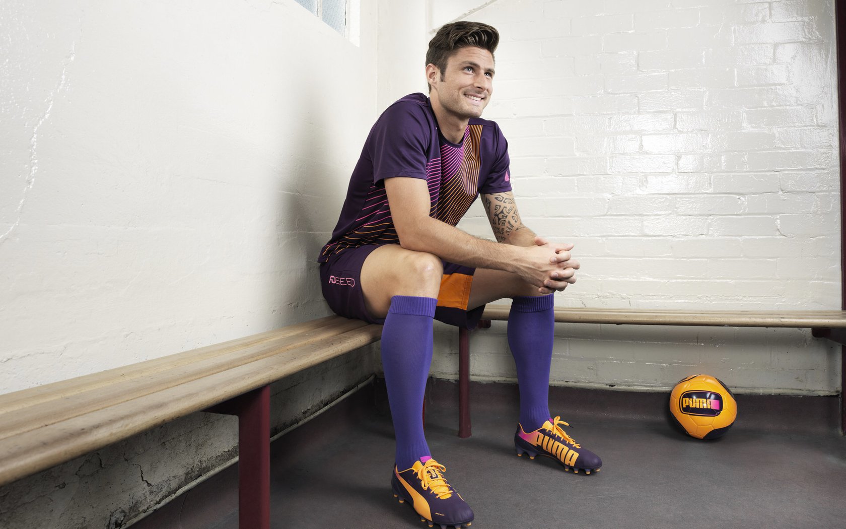 库里一箭穿心，公牛铁蹄踏碎骑士幻想