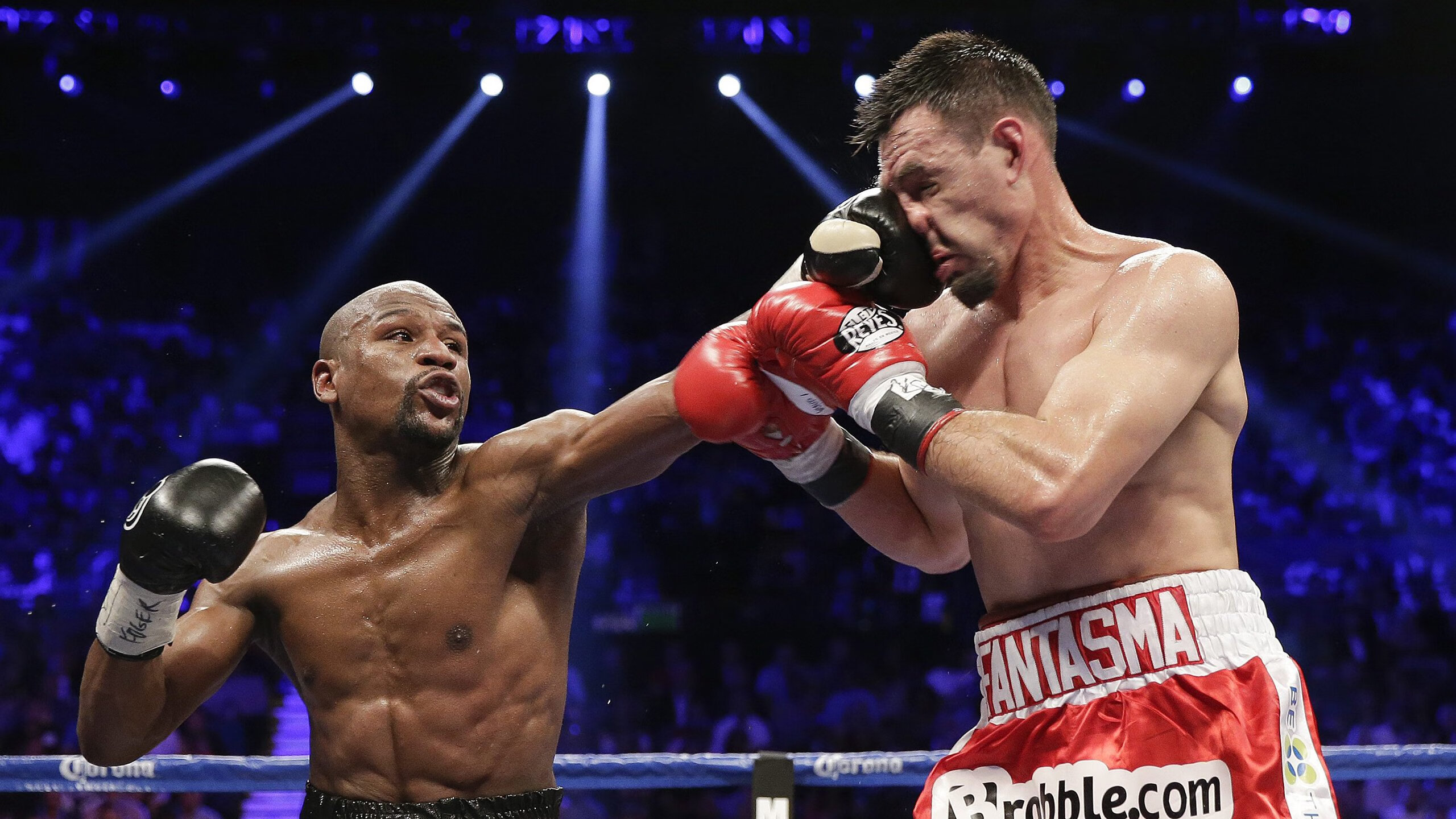 霍勒迪之夜，当沉默的齿轮转动了整座天平